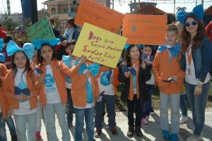 Doğa'lı minikler suyun &ouml;nemine dikkat &ccedil;ektiler...
