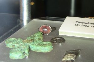 Viking mezarında bulunan y&uuml;z&uuml;ğ&uuml;n sırrı