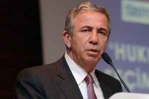 G&ouml;k&ccedil;ek ile Arın&ccedil; arasındaki tartışmaya Mansur Yavaş da katıldı