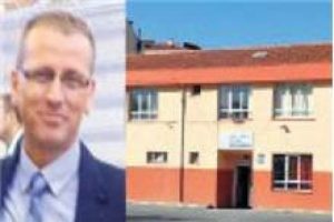 'Eğitimciden' &ouml;ğrencisine: "K&ouml;pek kadar beyniniz yok! Siz kuyruk sallamazsanız..."