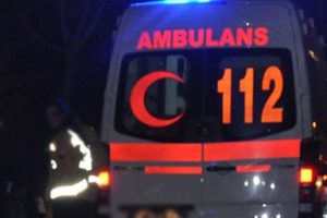 K&uuml;&ccedil;&uuml;k kız oynadığı parayı yuttu!