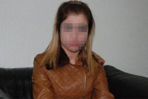 &Uuml;zerine benzin d&ouml;kerek, kendini yakmak istedi