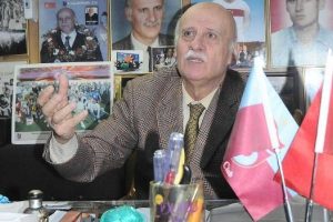Ahmet Suat &Ouml;zyazıcı hastaneye kaldırıldı