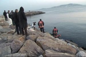 Maltepe'de denizden kadın cesedi &ccedil;ıktı