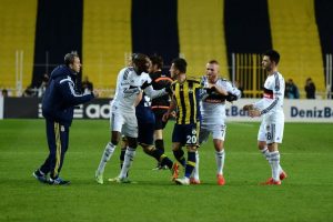 &Ccedil;arşı'dan Emre Bel&ouml;zoğlu'na tepki!