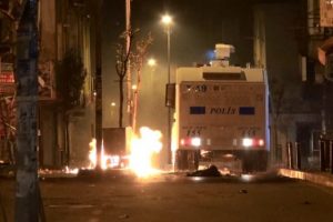 İstanbul'daki ter&ouml;r operasyonu ve olaylar kamerada