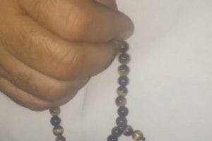 İbrahim Tatlıses iyileşmeyi tespih &ccedil;ekerek bekliyor...