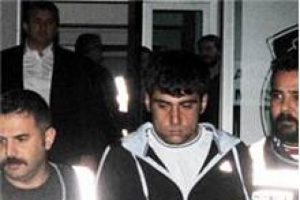 Belediye Başkanı cinayetten g&ouml;zaltında!