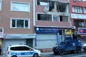 Patlama sonrası oluşan hasar g&uuml;n aydınlanınca daha da netleşti