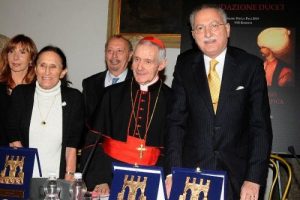 İİT eski Genel Sekreteri Ekmeleddin İhsanoğlu'na Roma'da 'Barış Ödülü'