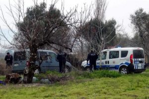 Liseli kayıp kız ağa&ccedil;ta asılı &ouml;l&uuml; bulundu