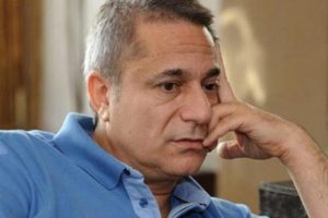 Mehmet Ali Erbil'in gen&ccedil; kız ayağı sendromu...