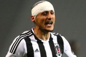 Mustafa Pektemek yine sakatlandı!