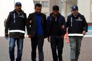 Telefon dolandırıcıları yakalandı