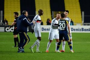 Emre Bel&ouml;zoğlu'ndan 791 kişi hakkında su&ccedil; duyurusu