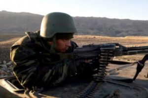 Dağlıca'da Mehmet&ccedil;ikle PKK arasında &ccedil;atışma