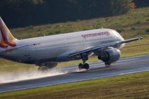 Germanwings u&ccedil;ağına ait kayıtların  sızdırılmasından rahatsız olan pilotlar davacı oldu
