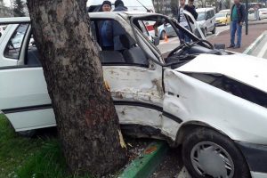 Bursa'da hakimiyetini kaybeden ara&ccedil; dehşet sa&ccedil;tı!