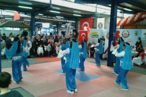 Tarım fuarında Karacabey standına b&uuml;y&uuml;k ilgi