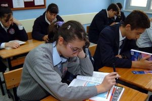 &Ouml;ğrencilerin g&ouml;zde dersleri belli oldu