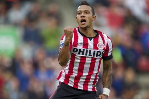 Louis van Gaal Depay'ı istiyor!