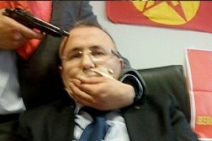 Savcıyı rehin alanlar ne istiyor?