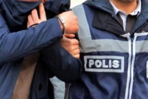 G&uuml;venlik kamerasına yakalandı ama serbest kaldı