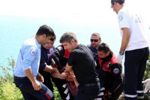 İntihar etmek isteyen işadamını polis kurtardı
