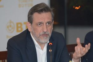"Bursa'da &uuml;retim ve ihracatın &ouml;n&uuml; a&ccedil;ılacak"