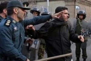 İran'da karakola saldırı: 3 &ouml;l&uuml;