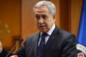Arın&ccedil;'tan Erdoğan'a: Daha 'Kral &ccedil;ıplak' demedim!