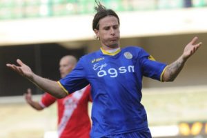 İtalyan futbolcu Cacia'ya Whatsapp Cezası!