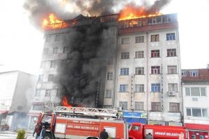 S&ouml;nd&uuml;rme &ccedil;alışmasına TOMA da katıldı