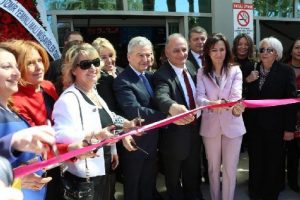 T&uuml;rkiye'nin &uuml;reten kadınları İzmir'de buluştu