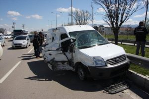 Bursa'da polis ekipleri &ouml;l&uuml;mden d&ouml;nd&uuml;! Beton mikseri...