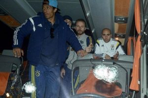 Avrupa rezaleti b&ouml;yle manşet yaptı!