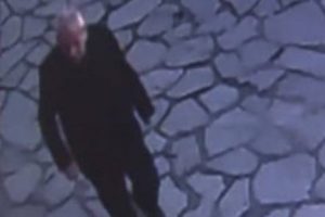 Bursa'da 'pişkin hırsız' şok etti!