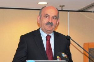 Bakan M&uuml;ezzinoğlu'ndan ilgin&ccedil; benzetme