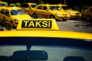 Bursa'da taksiciye bı&ccedil;ak zoruyla gasp!