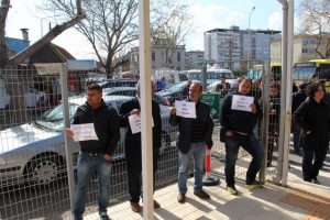 Bursa'da Suriyeli turizm rehberleri tepki &ccedil;ekiyor