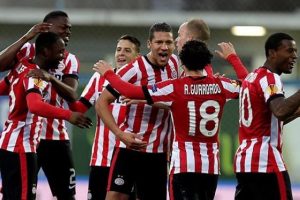 PSV adım adım şampiyonluğa koşuyor