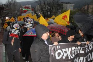 &Ouml;ğretmenlerden Vali Cebiroğlu'na tepki y&uuml;r&uuml;y&uuml;ş&uuml;