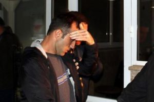 Pişkinliğin bu kadarı! &Ouml;nce &ouml;ld&uuml;rd&uuml; sonra...
