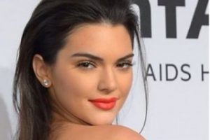 Kendall Jenner paylaştığı fotoğrafla tepki aldı...