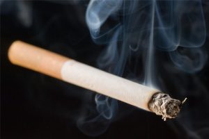 Sigara 10 saniyede bağımlı yapıyor
