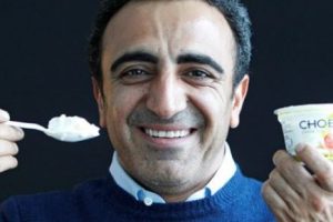 Yoğurt kralı eski eşine karşı ter d&ouml;kecek