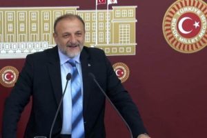 AK Parti ve CHP'nin listelerini değerlendirdi