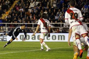 Real Madrid ikinci yarıda a&ccedil;ıldı:0-2