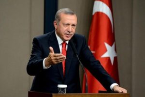 Kamudaki &ouml;zel g&uuml;venlik&ccedil;ilere kadro yolda