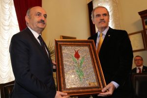 Sağlık Bakanı Bursa'da Başkan Altepe'yi ziyaret etti